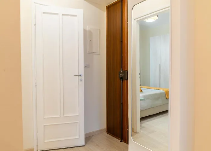 Apartament Residenza Spezia - Hospitals, Lingotto & Metro